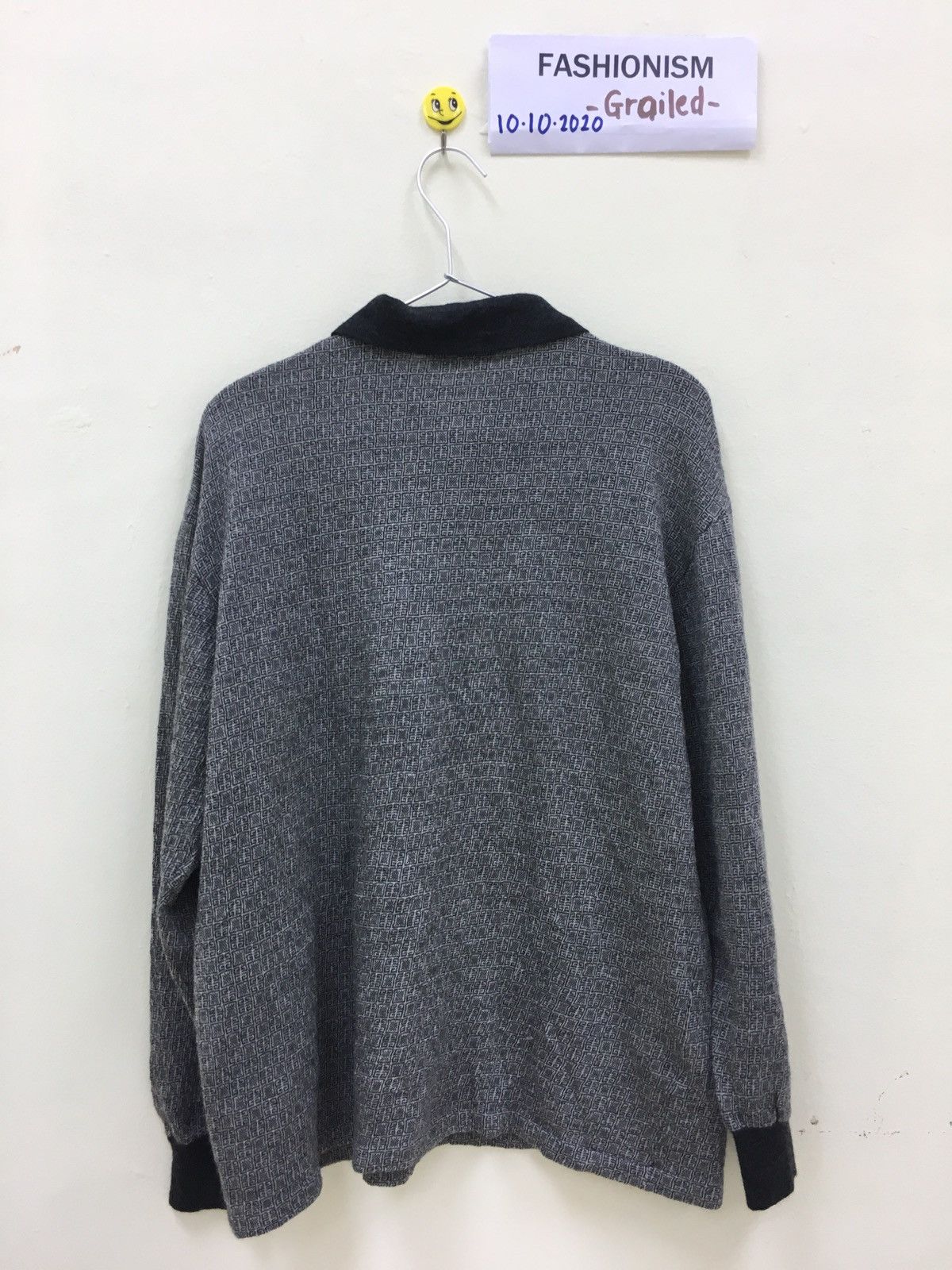 Givenchy Givenchy fullprint wool longsleeve polos Size US M / EU 48-50 / 2 - 2 Thumbnail