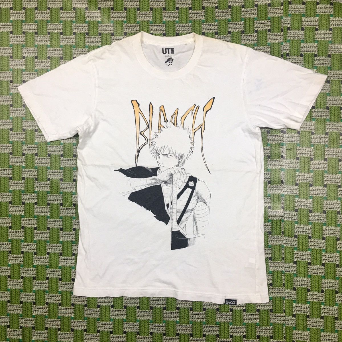 Anime Bleach Ichigo Anime T-Shirt Size US M / EU 48-50 / 2 - 1 Thumbnail