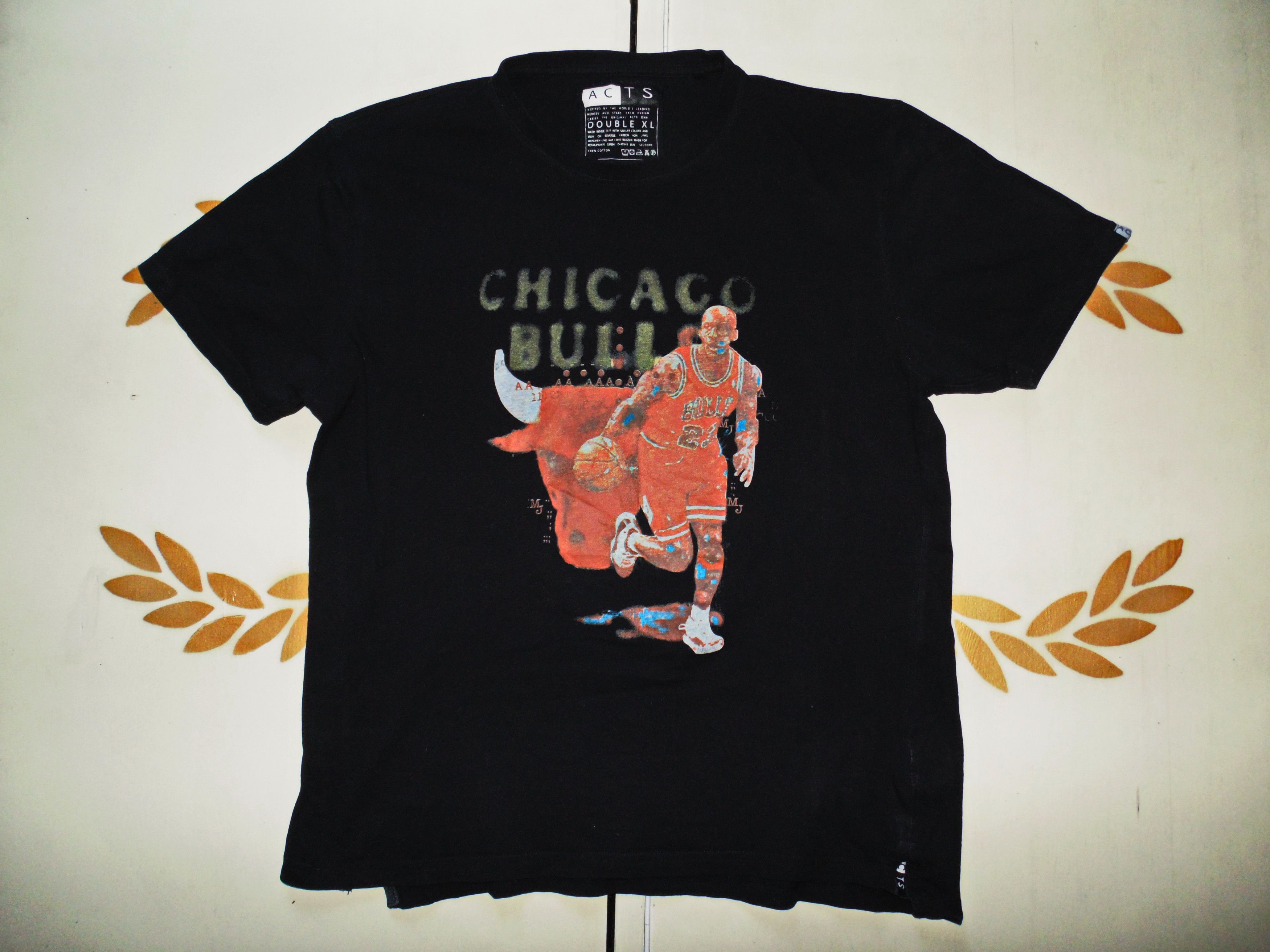 Vintage Chicago bulls hot Michael Jordan t s