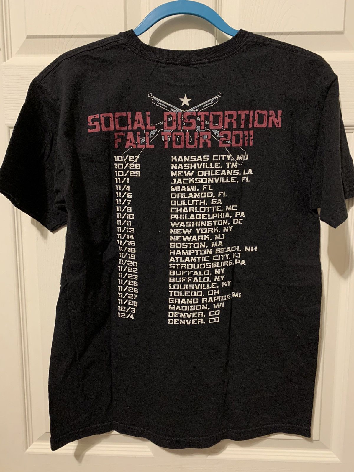 Band Tees 2011 Social Distortion Fall Tour Tshirt Size US M / EU 48-50 / 2 - 2 Thumbnail