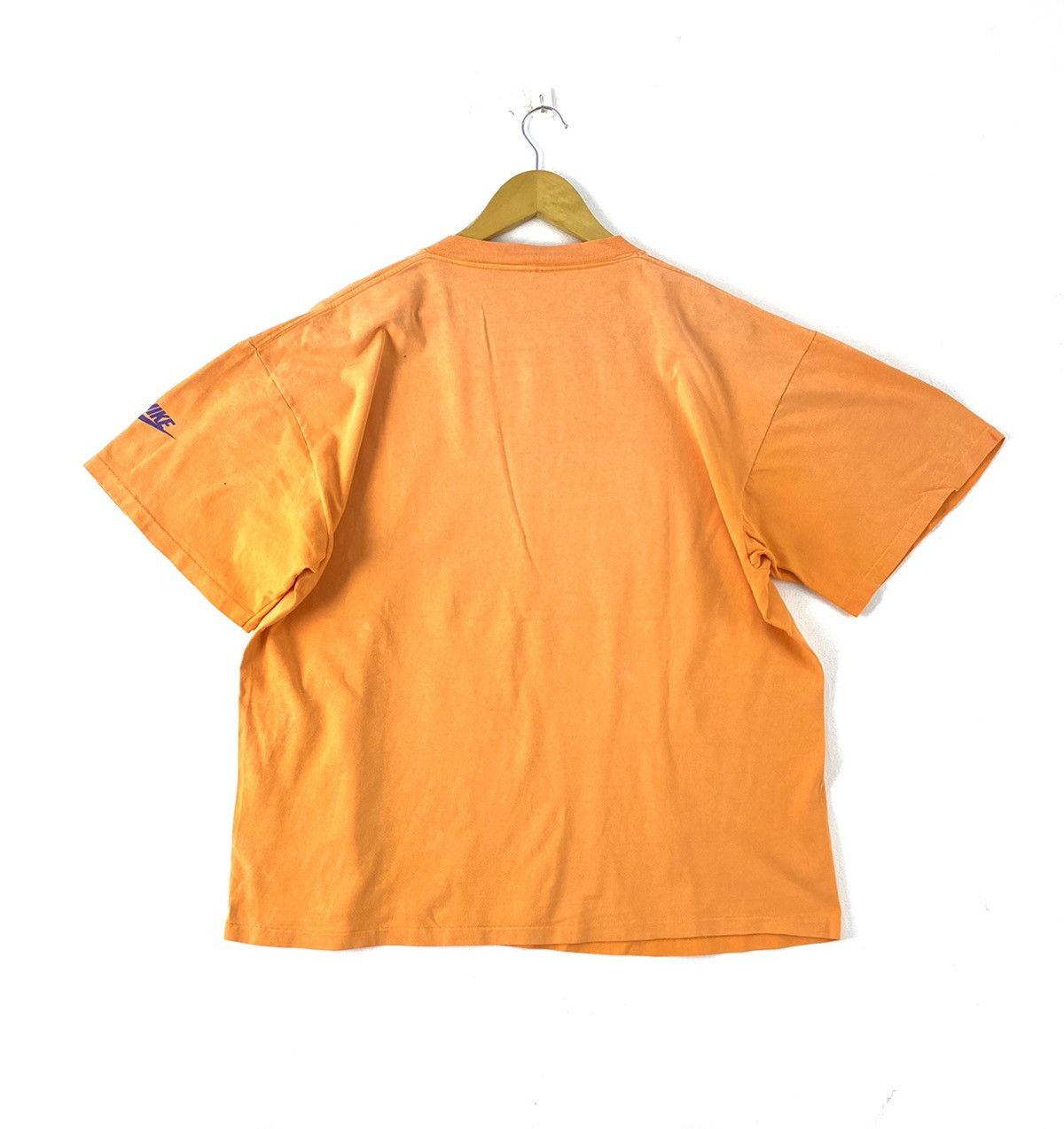 Nike vintage 1990 NIKE CHALLENGE COURT big logo rare t-shirts Size US XL / EU 56 / 4 - 2 Thumbnail