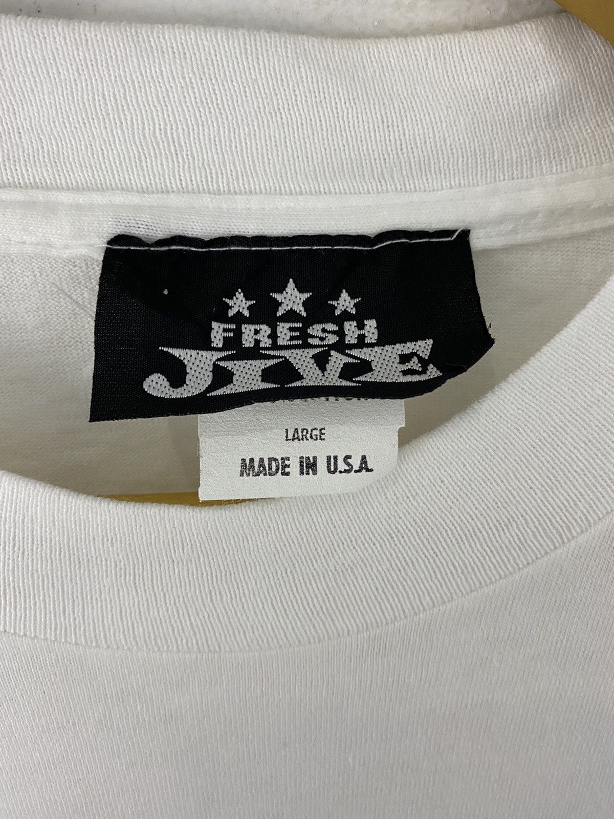 Freshjive vintage 90s FRESHJIVE rare design big image skate t-shirts Size US L / EU 52-54 / 3 - 7 Thumbnail