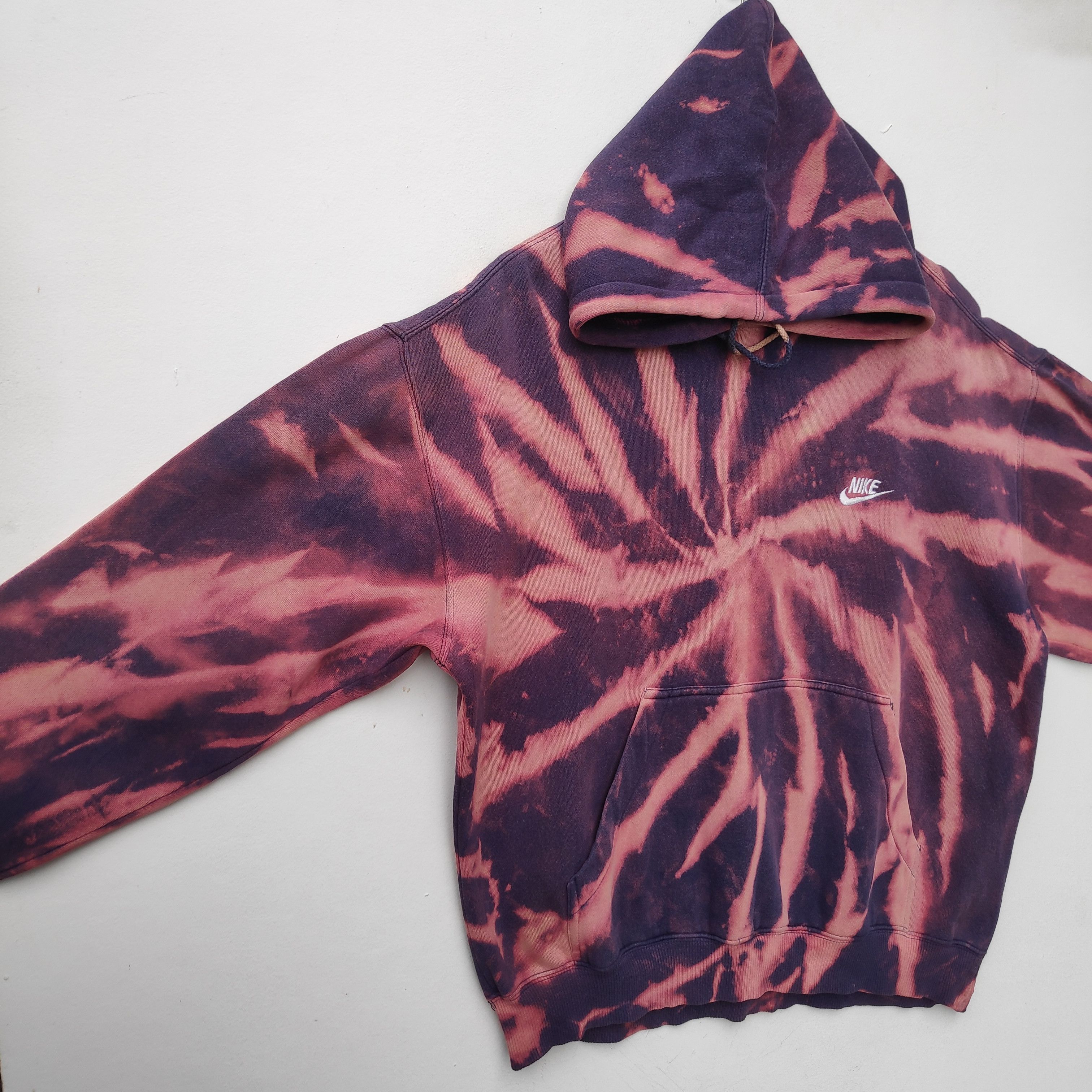 Nike × Vintage Vintage Nike Bleach Wash Tie Dye Large Size Hoodie Size US L / EU 52-54 / 3 - 4 Thumbnail