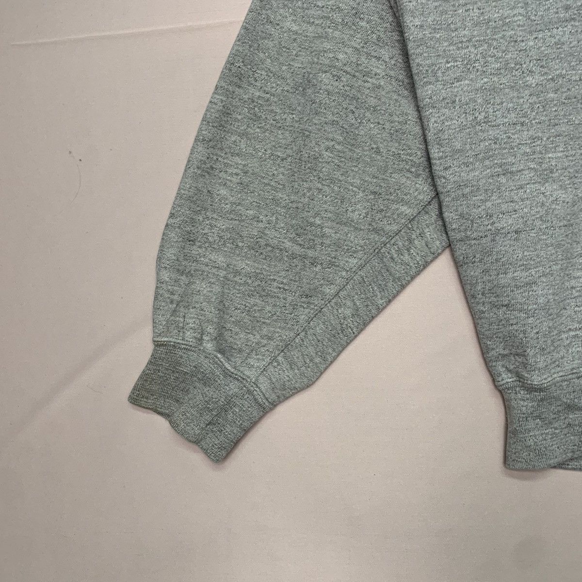 Champion × Vintage Vintage Champion Products Big Logo Crewneck Sweater Size US L / EU 52-54 / 3 - 3 Thumbnail