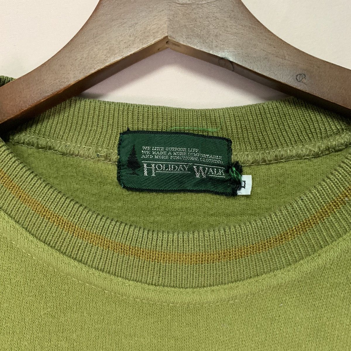 Japanese Brand × Vintage Vintage Holiday Walk Spell Out Crewneck Sweater Large Size Size US L / EU 52-54 / 3 - 7 Thumbnail