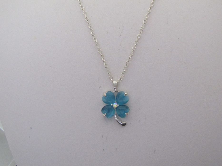 Handmade Blue Lucky Leaf Chain Necklace Size ONE SIZE - 2 Preview