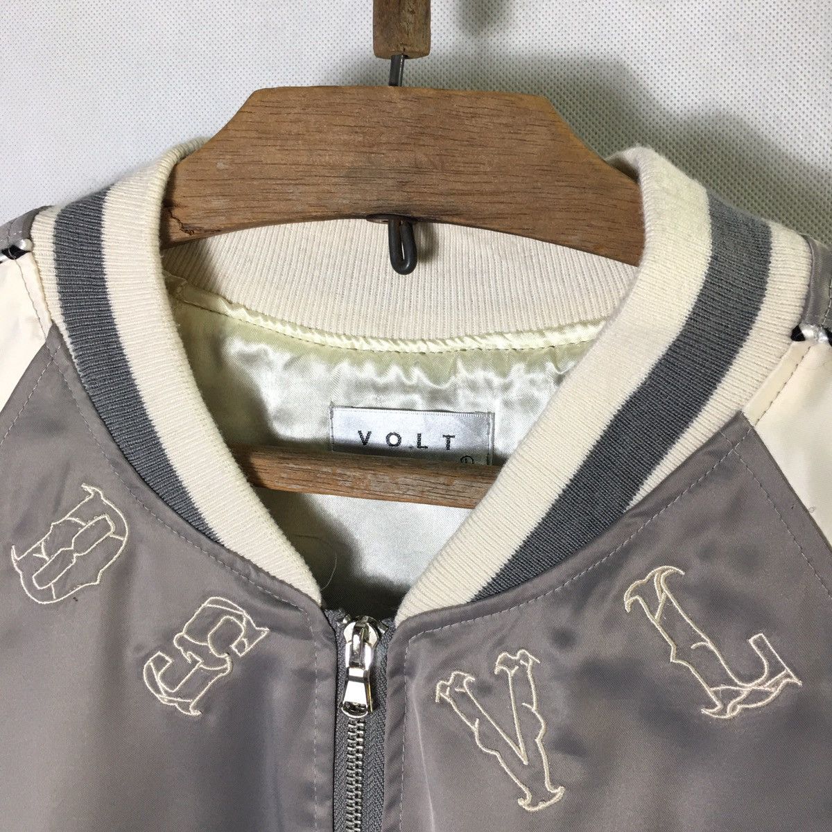 Japanese Brand Sukajan Souvenir Satin Embroidery Dragon Jacket Size US L / EU 52-54 / 3 - 7 Thumbnail