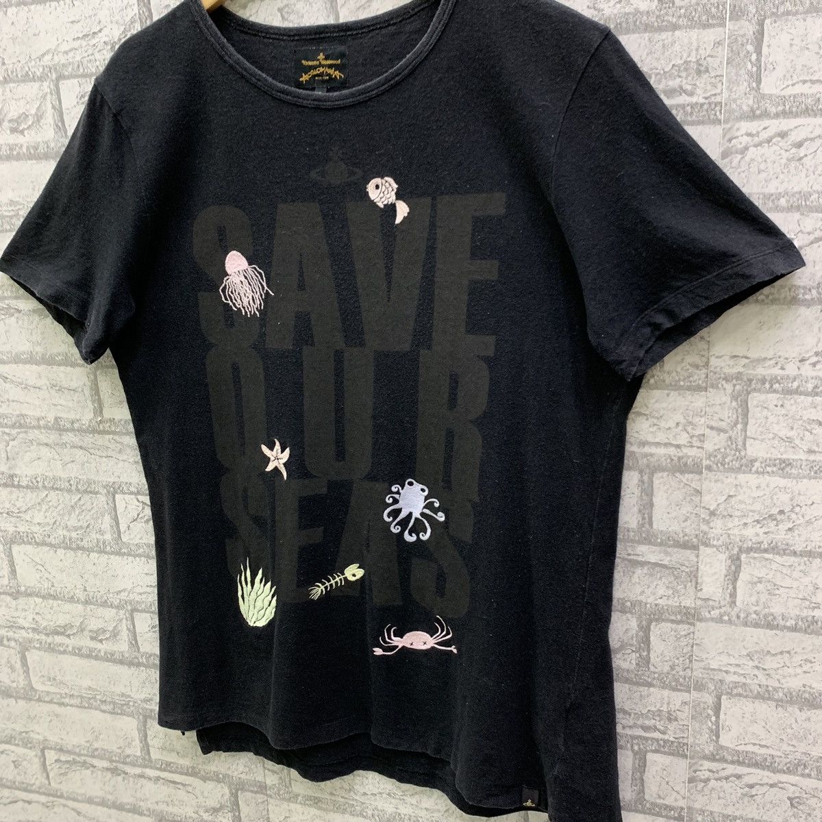 Vivienne Westwood Vivienne Westwood Anglomania Save our seas T-shirts Size US XL / EU 56 / 4 - 4 Thumbnail