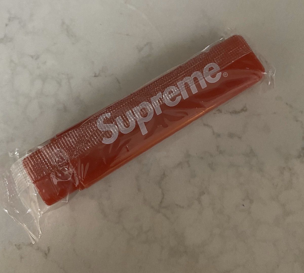 Supreme Supreme tooth brush [NeW] Size ONE SIZE - 2 Thumbnail