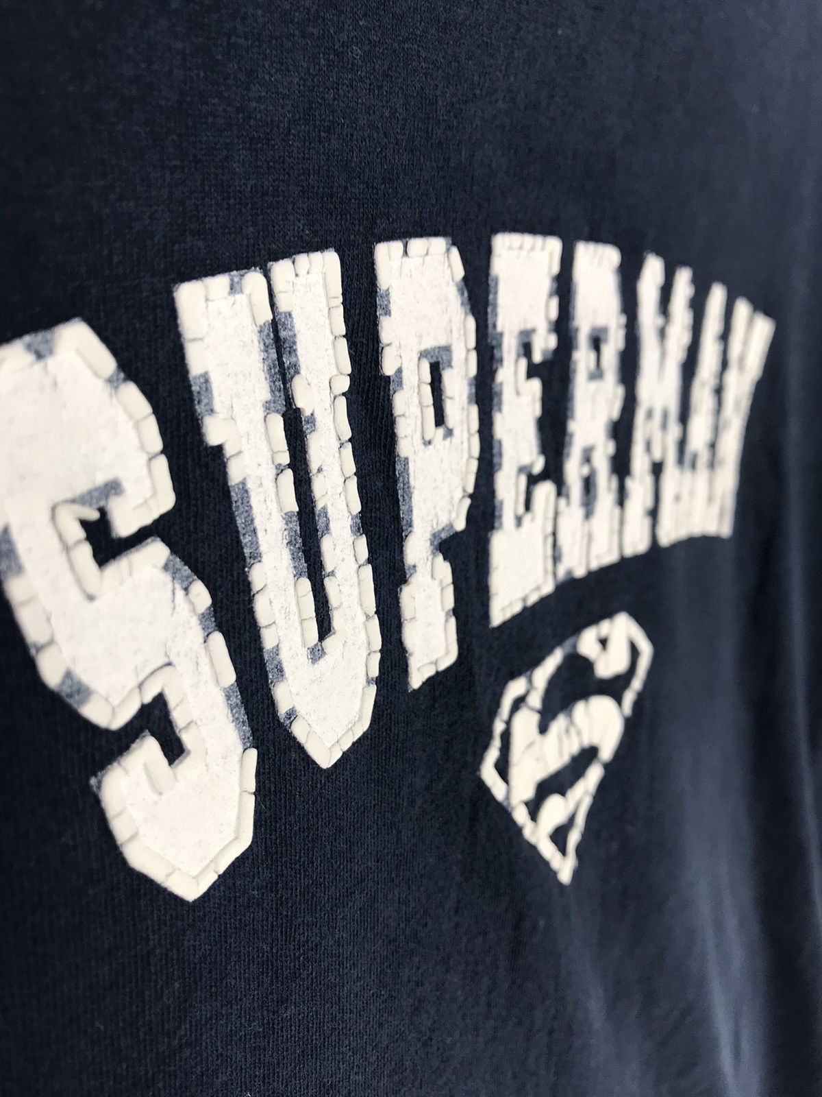 DC Comics VINTAGE 2000 SUPERMAN LOGO T-SHIRT Size US L / EU 52-54 / 3 - 5 Thumbnail