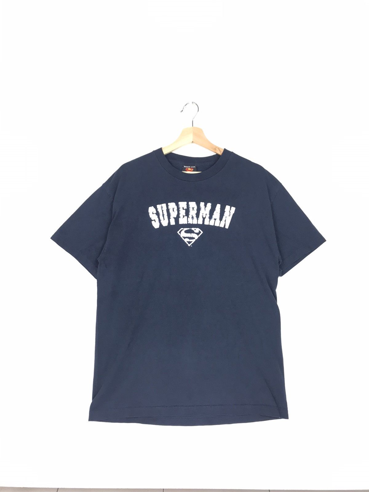 DC Comics VINTAGE 2000 SUPERMAN LOGO T-SHIRT Size US L / EU 52-54 / 3 - 1 Thumbnail