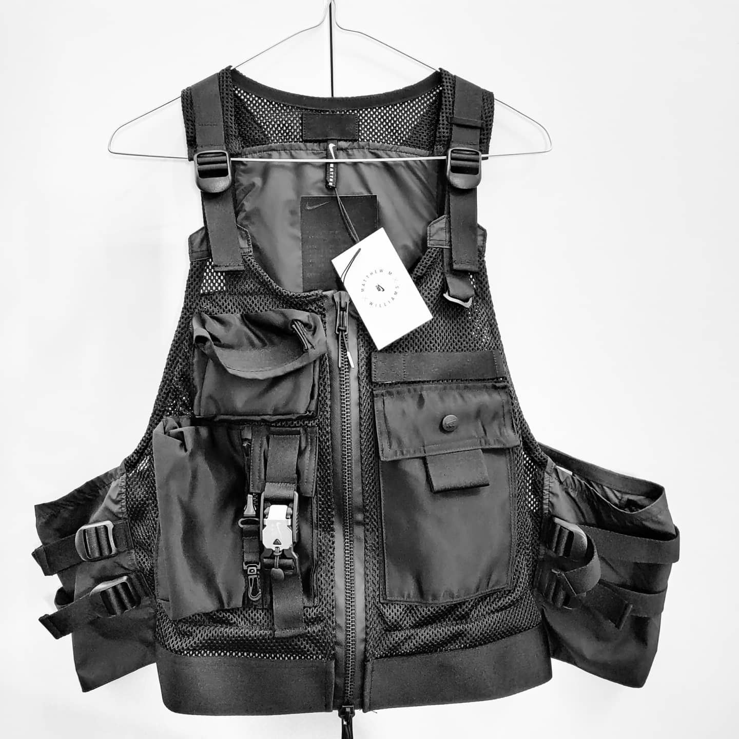 ナイキ Lab x MMW Beryllium Utility Vest 2.0