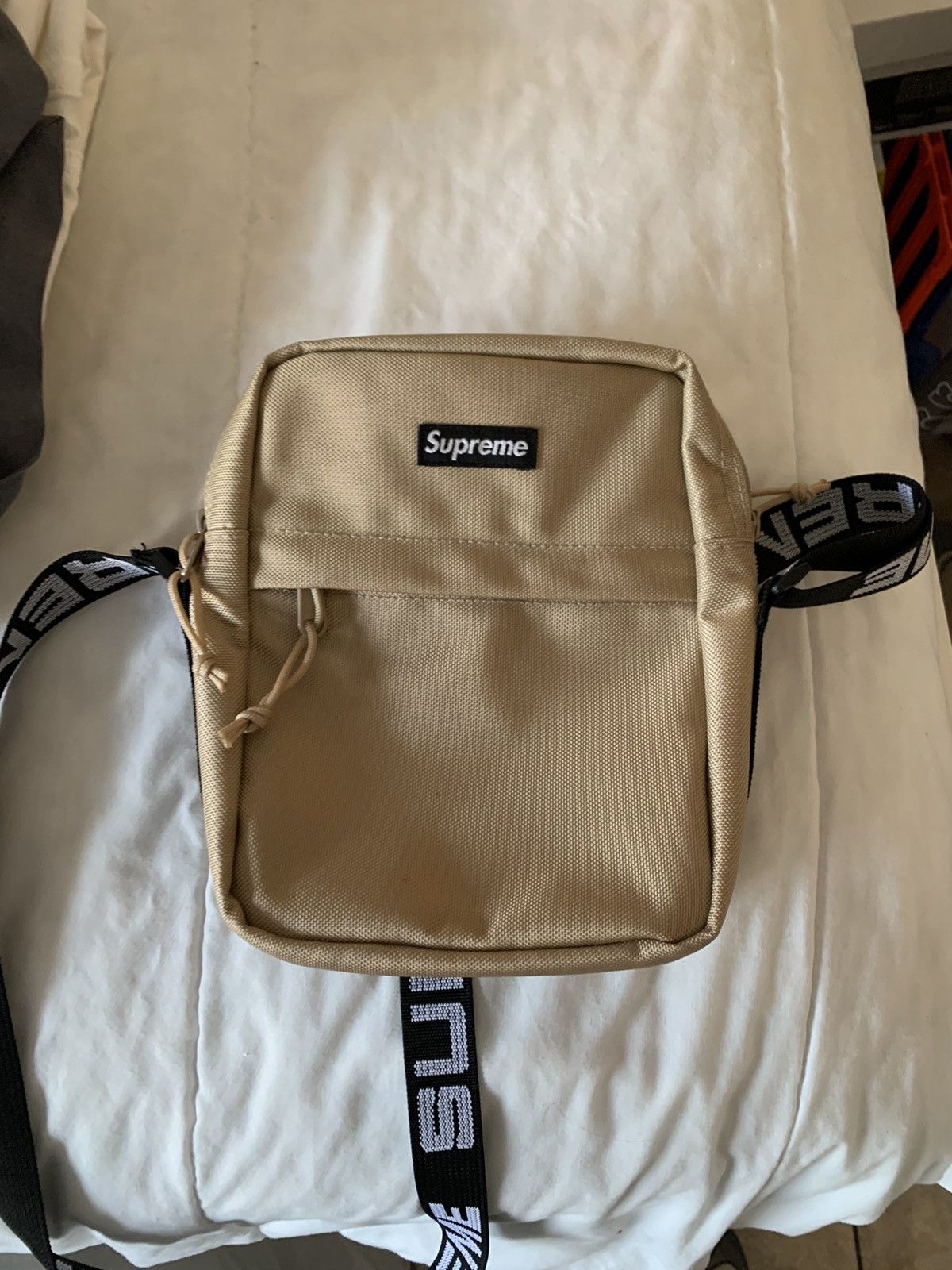 Supreme Supreme Shoulder Bag Tan SS/18 | Grailed