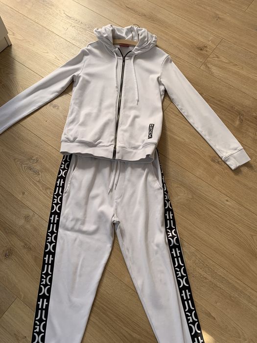 Hugo boss cheap tracksuit xs