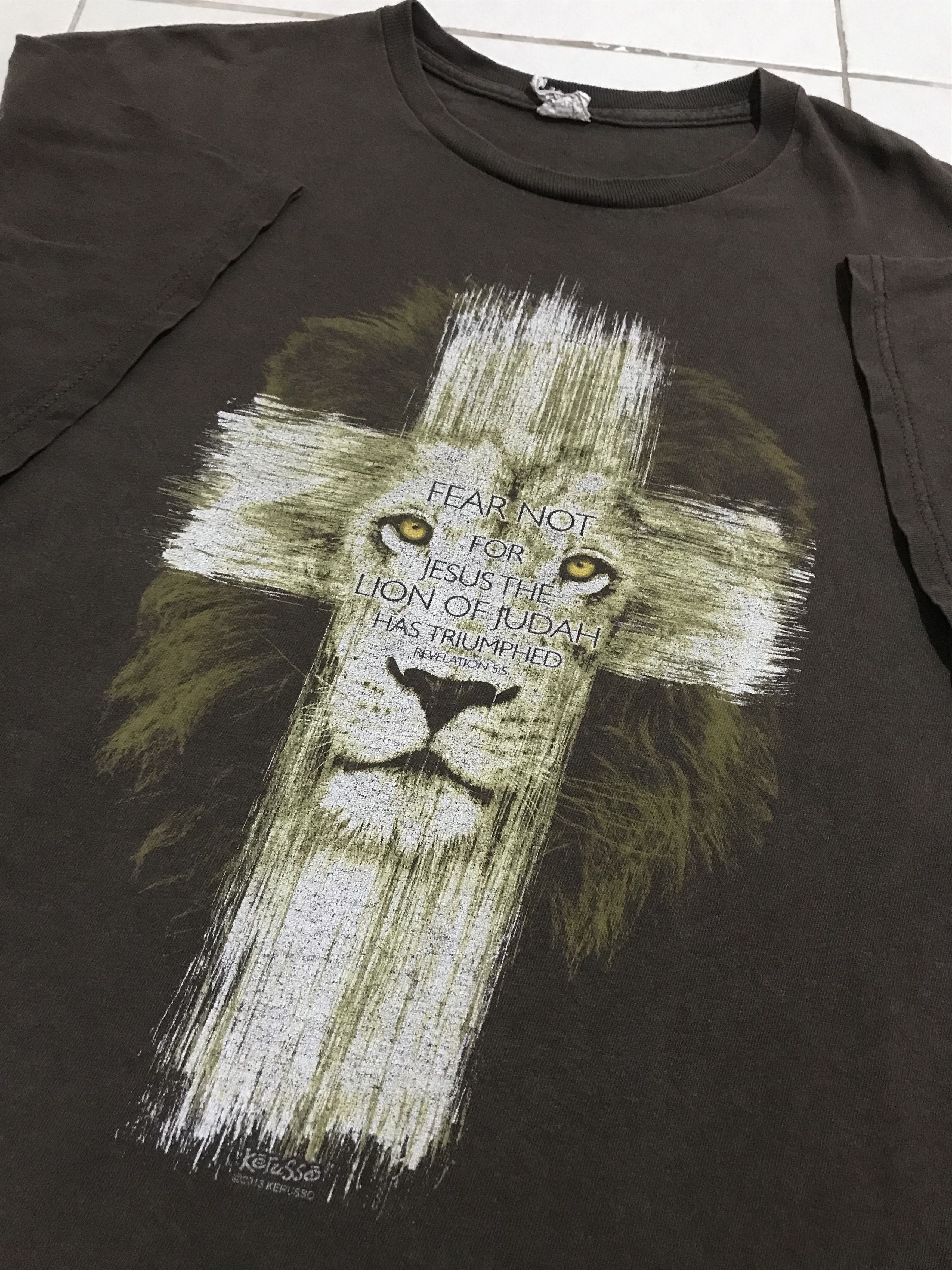 Other 2013 The Lion Of Judah Jesus God Bible Holy Promo Tee Size US L / EU 52-54 / 3 - 3 Thumbnail