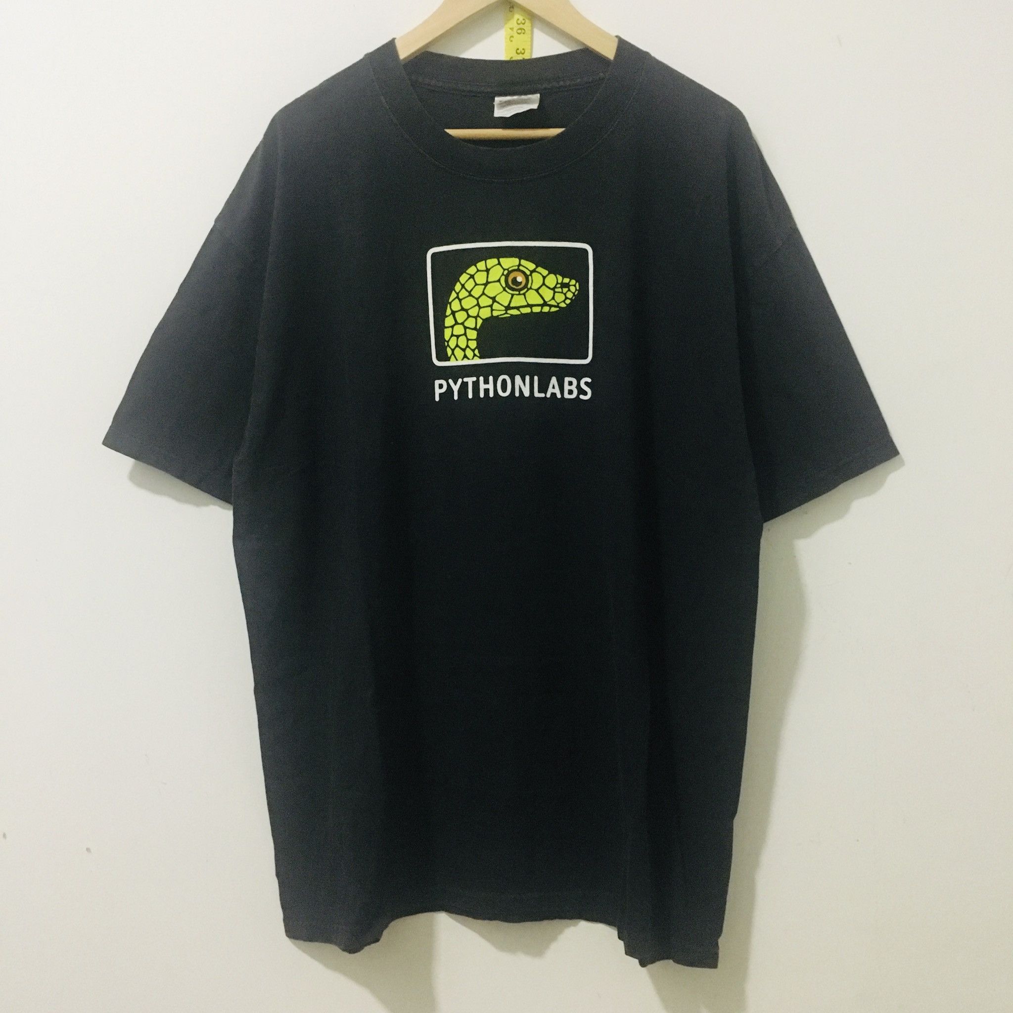 Hanes Vintage early 00’ x Computer programming Tool/ Language Size US XL / EU 56 / 4 - 1 Thumbnail