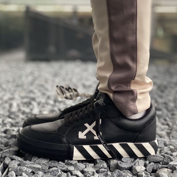 Off-White Virgil Abloh Low Vulcanized Black White Canvas Sneakers