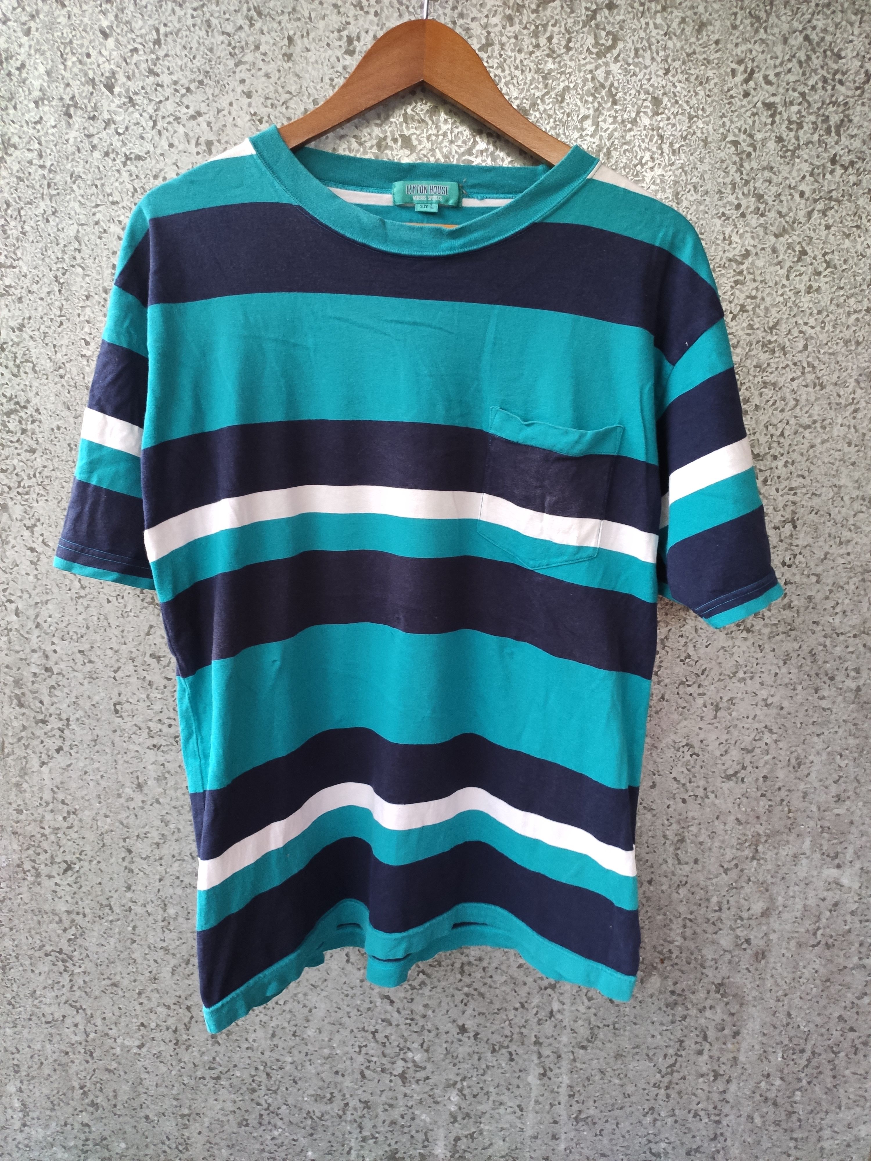 Leyton House stripes t shirt single pocket
