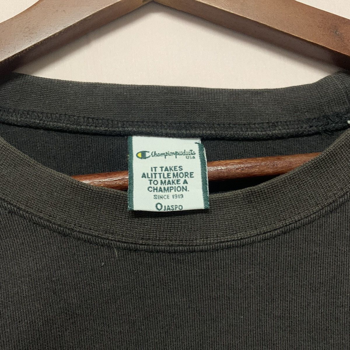 Champion × Vintage Vintage Champion Products Side Tape Sleeve Crewneck Sweater Size US L / EU 52-54 / 3 - 7 Thumbnail