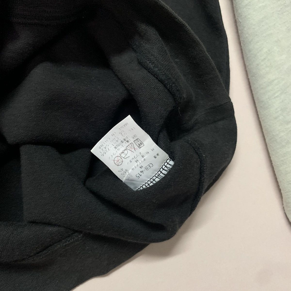 Champion × Vintage Vintage Champion Products Side Tape Sleeve Crewneck Sweater Size US L / EU 52-54 / 3 - 8 Thumbnail