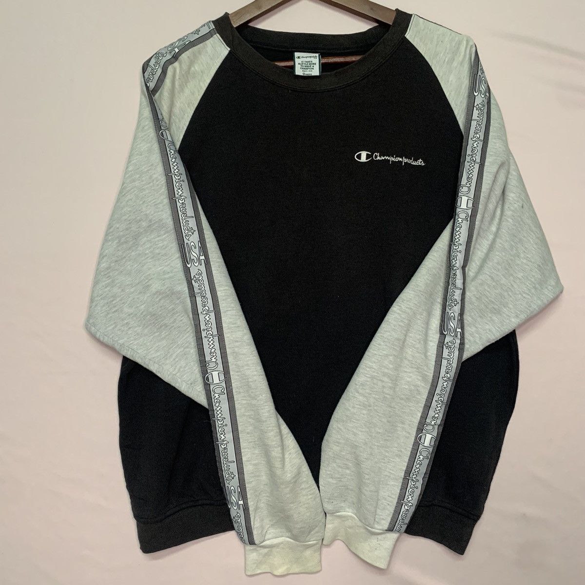 Champion × Vintage Vintage Champion Products Side Tape Sleeve Crewneck Sweater Size US L / EU 52-54 / 3 - 5 Thumbnail