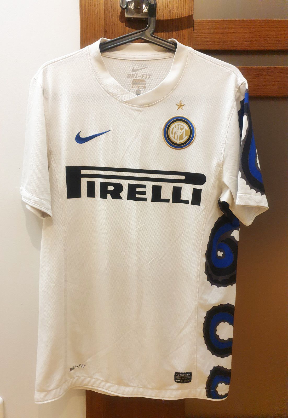 Nike Inter Milan 2010-2011 Dragon Away Jersey Fit S/M
