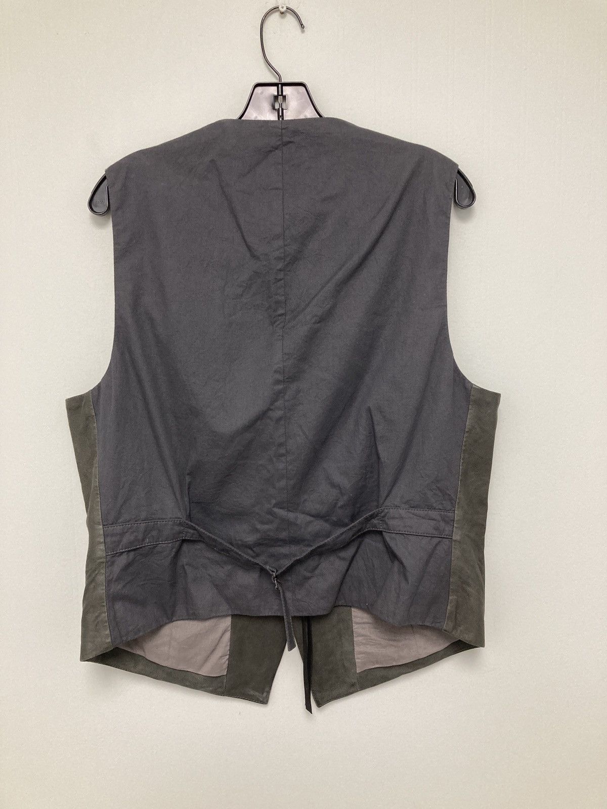 John Varvatos Cutaway suede vest size 48 medium Size US M / EU 48-50 / 2 - 8 Thumbnail