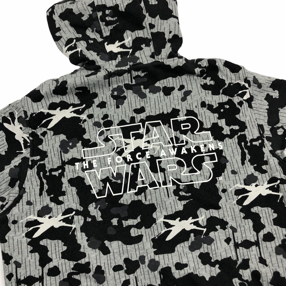 Uniqlo Star Wars Movie Camo Lucas film Sweatshirt Hoodie