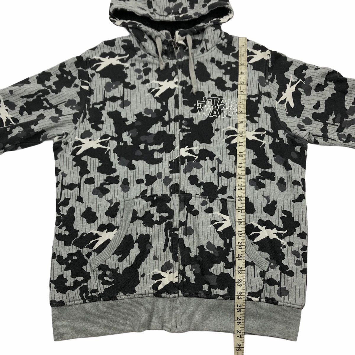 Uniqlo Star Wars Movie Camo Lucas film Sweatshirt Hoodie
