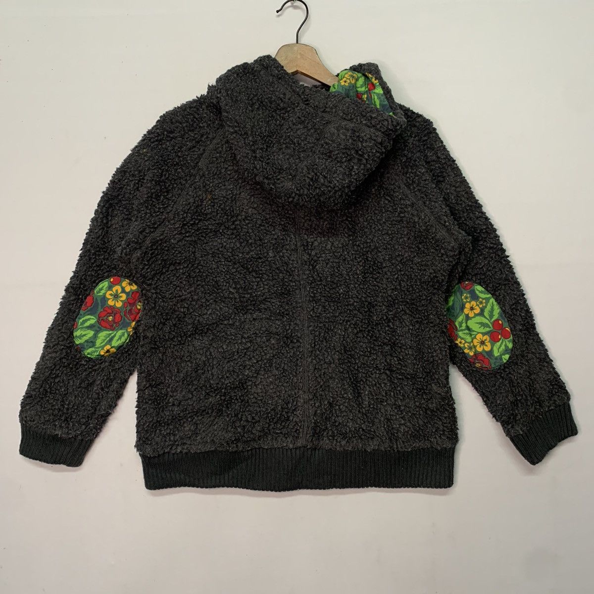 Japanese Brand Vintage Titicaca Fleece Sherpa Hoodie Flora Pocket Sweater Size US L / EU 52-54 / 3 - 7 Thumbnail
