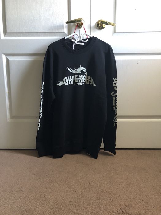 Givenchy hot sale taurus hoodie