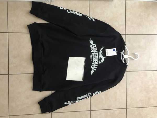 Givenchy best sale taurus hoodie