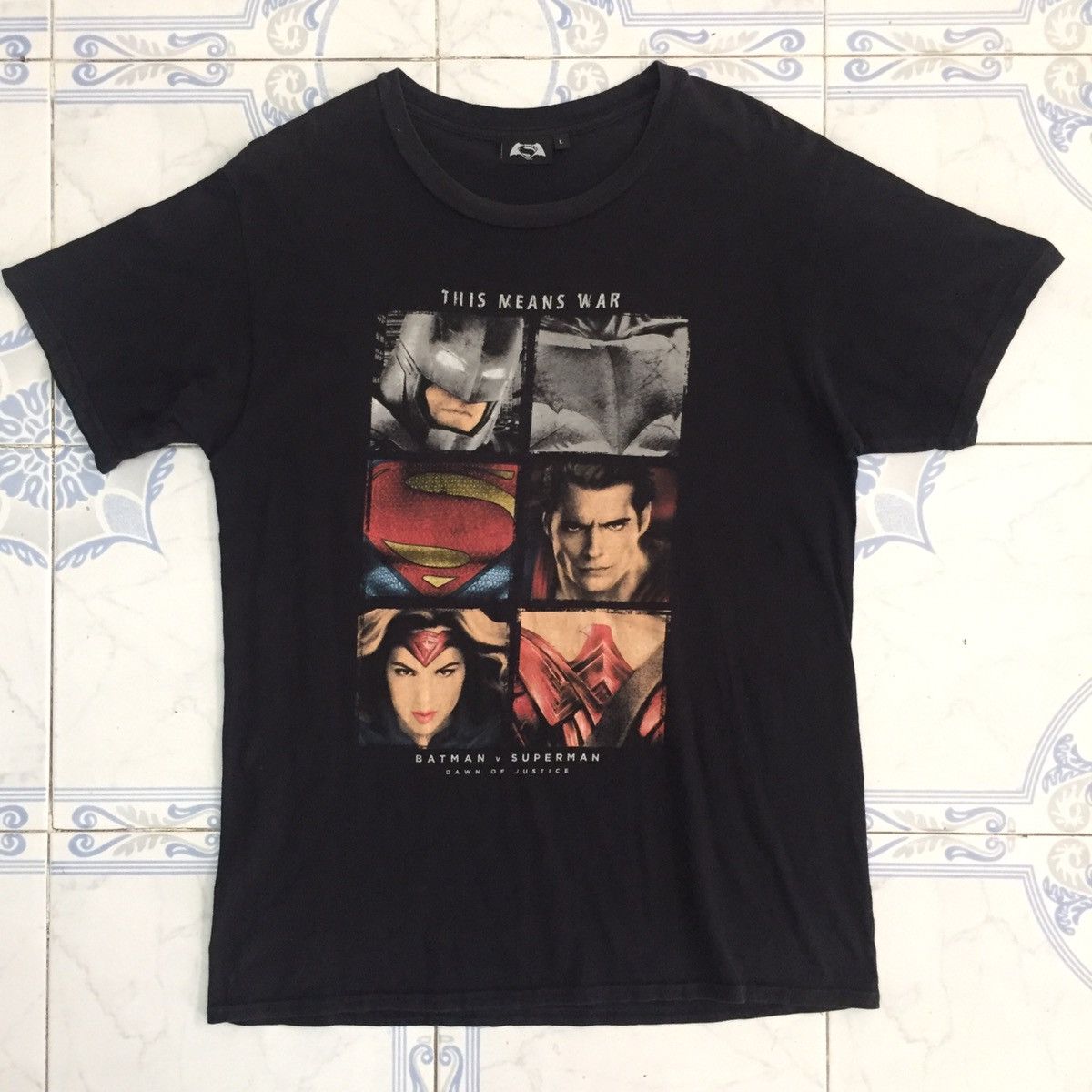 DC Comics Batman Vs Superman Tshirt Size US L / EU 52-54 / 3 - 8 Thumbnail