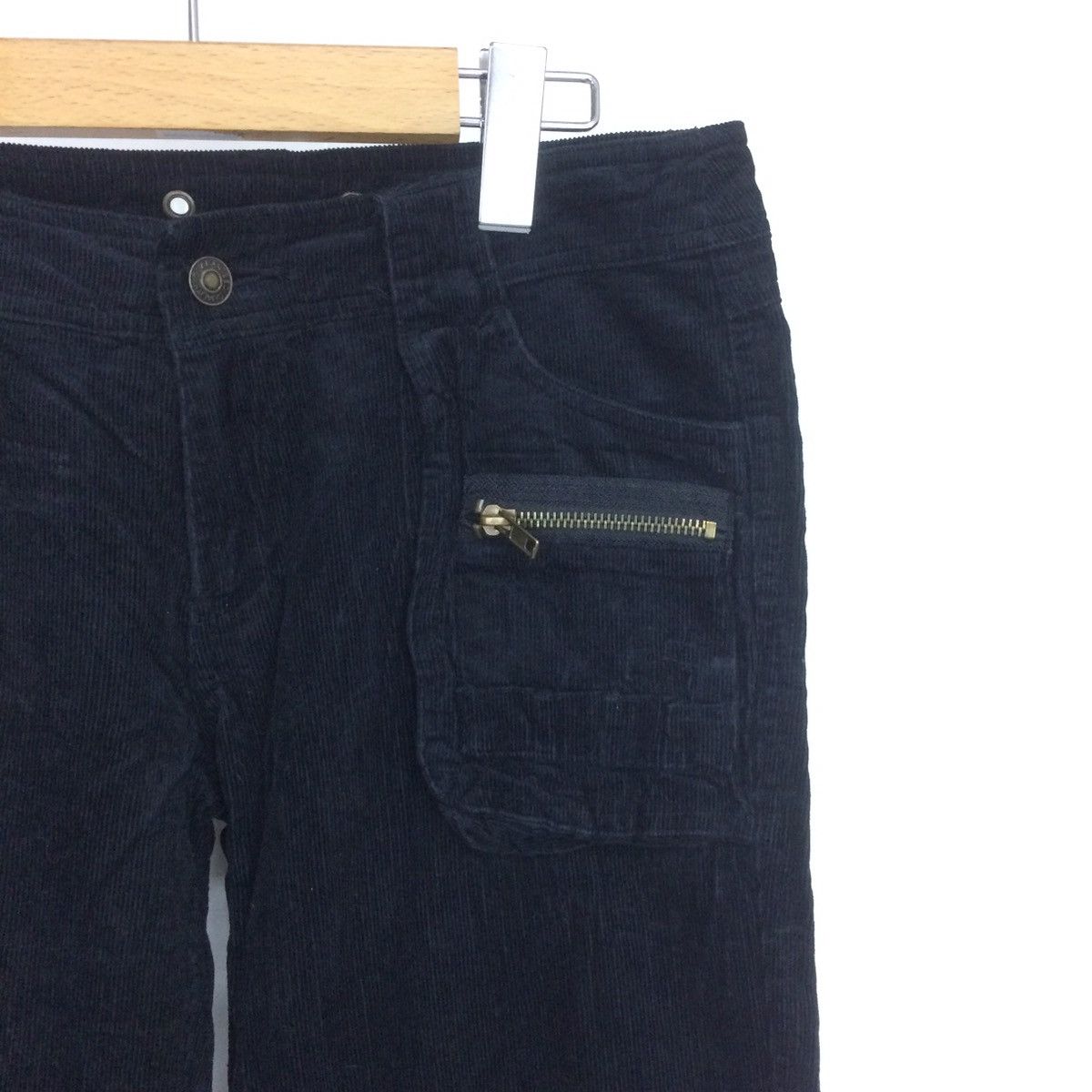 Japanese Brand Japanese brand velvet jeans punk bondage style Size US 29 - 7 Thumbnail