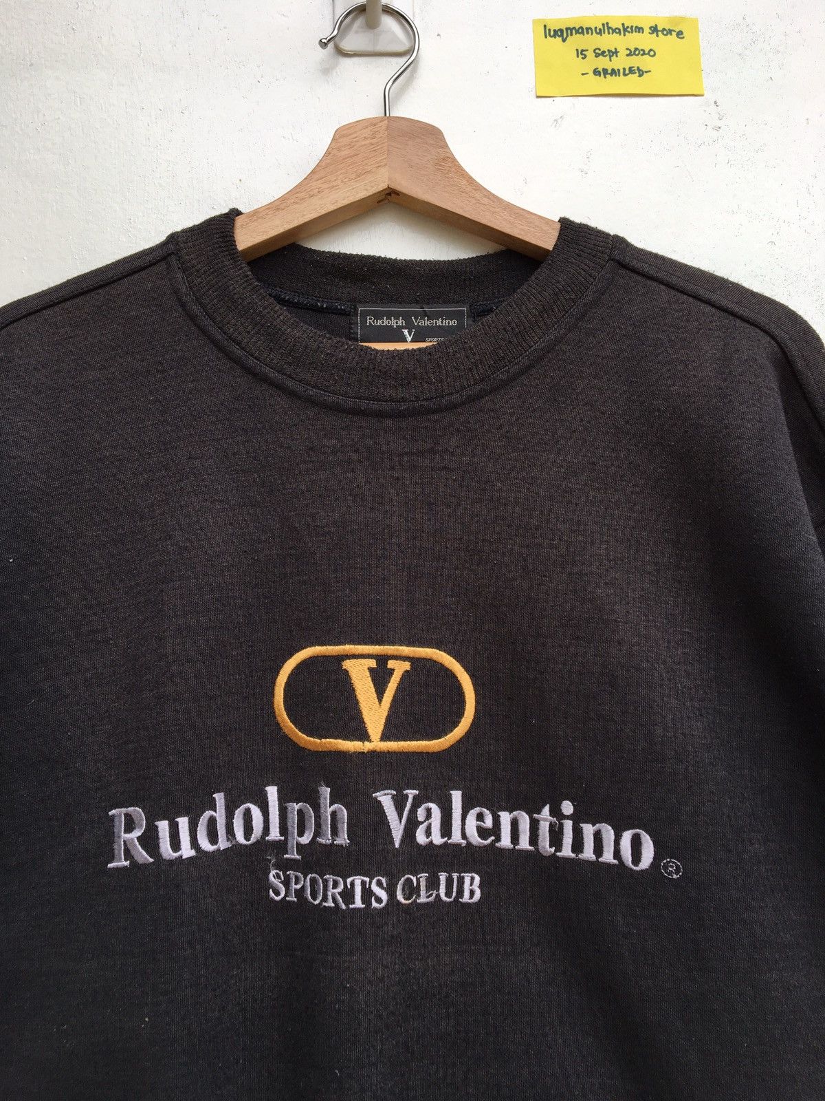 Vintage Vintage Rudolph Valentino Big Logo Embroidered Sweatshirt Size US L / EU 52-54 / 3 - 1 Thumbnail