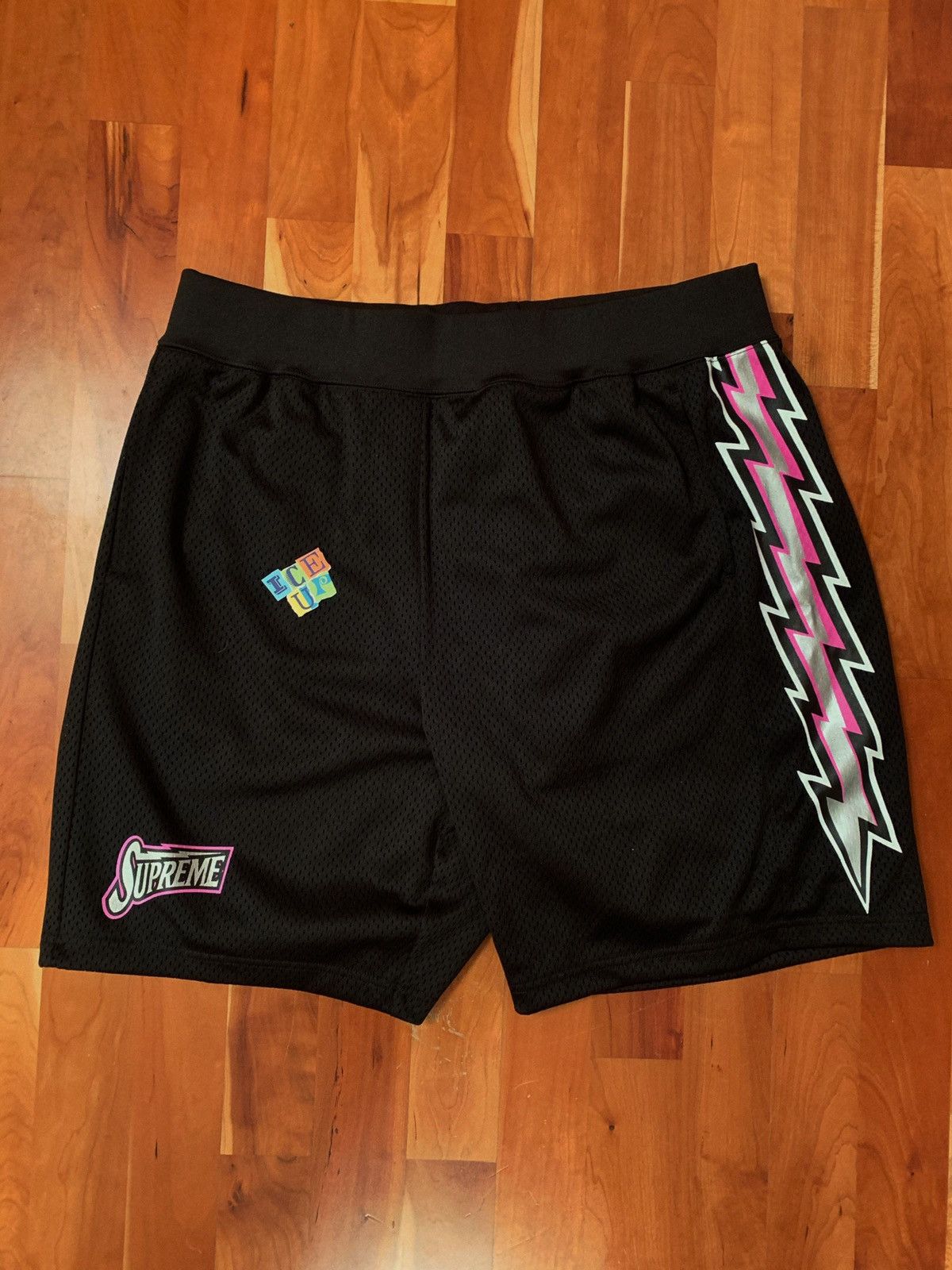 Supreme bolt shorts store