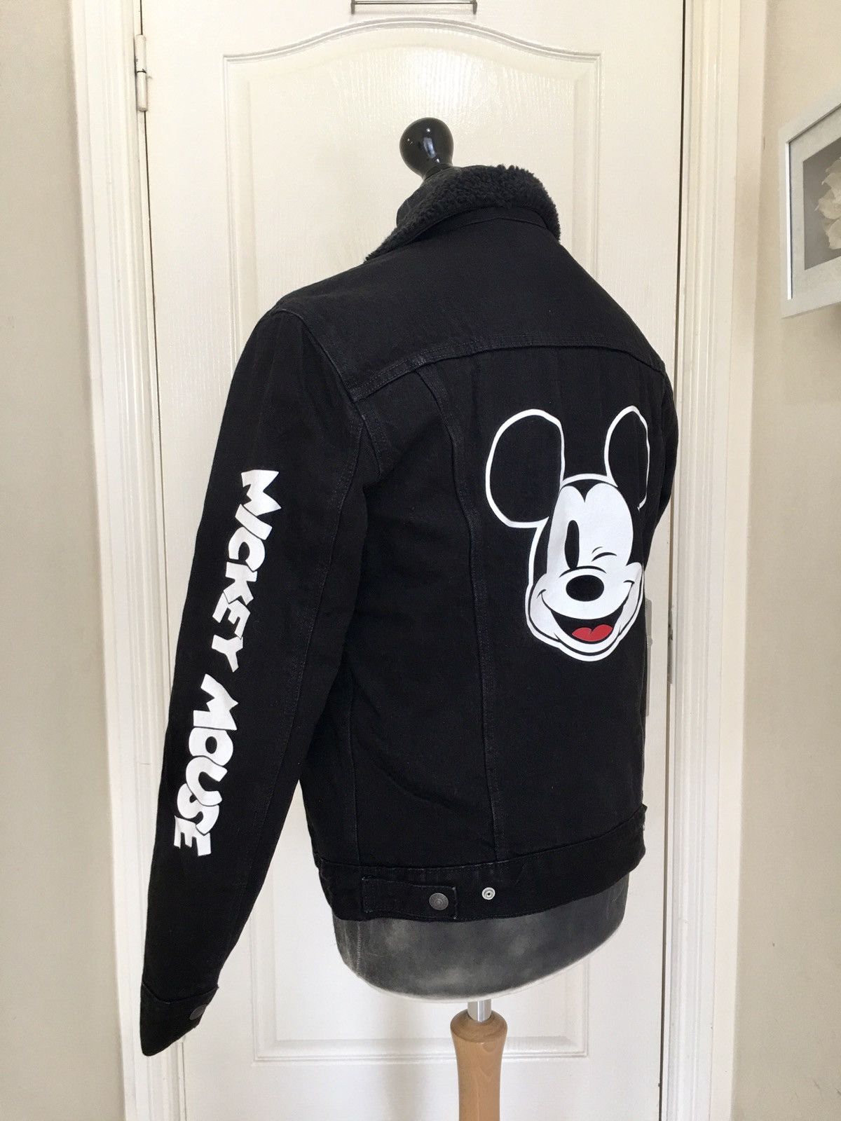 Levi's x mickey mouse sherpa trucker denim jacket online