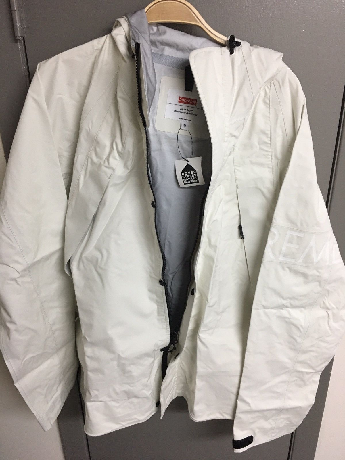 Size M, Supreme Apex taped seam jacket SUPREME APEX TAPED SEAM