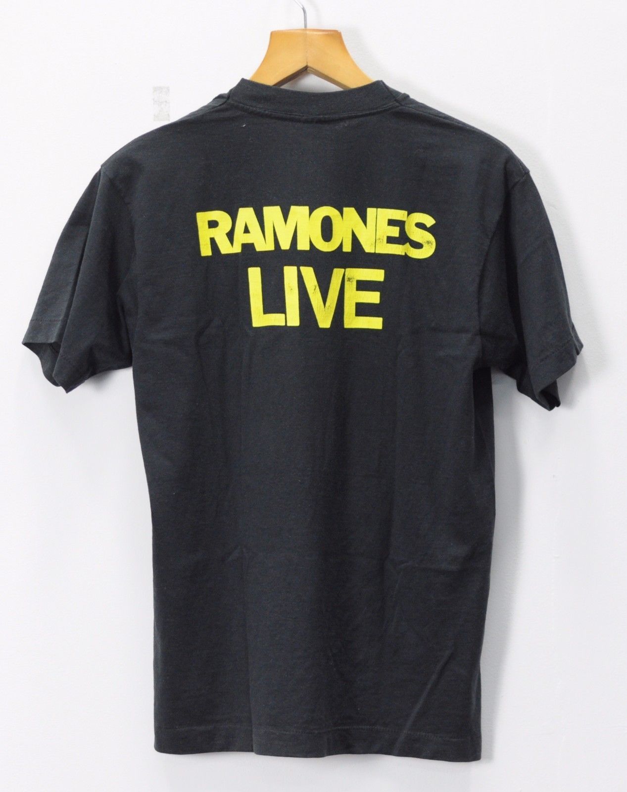 Other Vintage 1980s Ramones Live t shirt punk rock Size US L / EU 52-54 / 3 - 5 Thumbnail