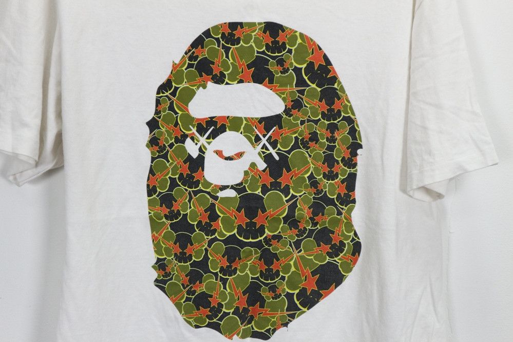 Bape × Kaws Vintage A Bathing Ape T-Shirt Bape x Kaws