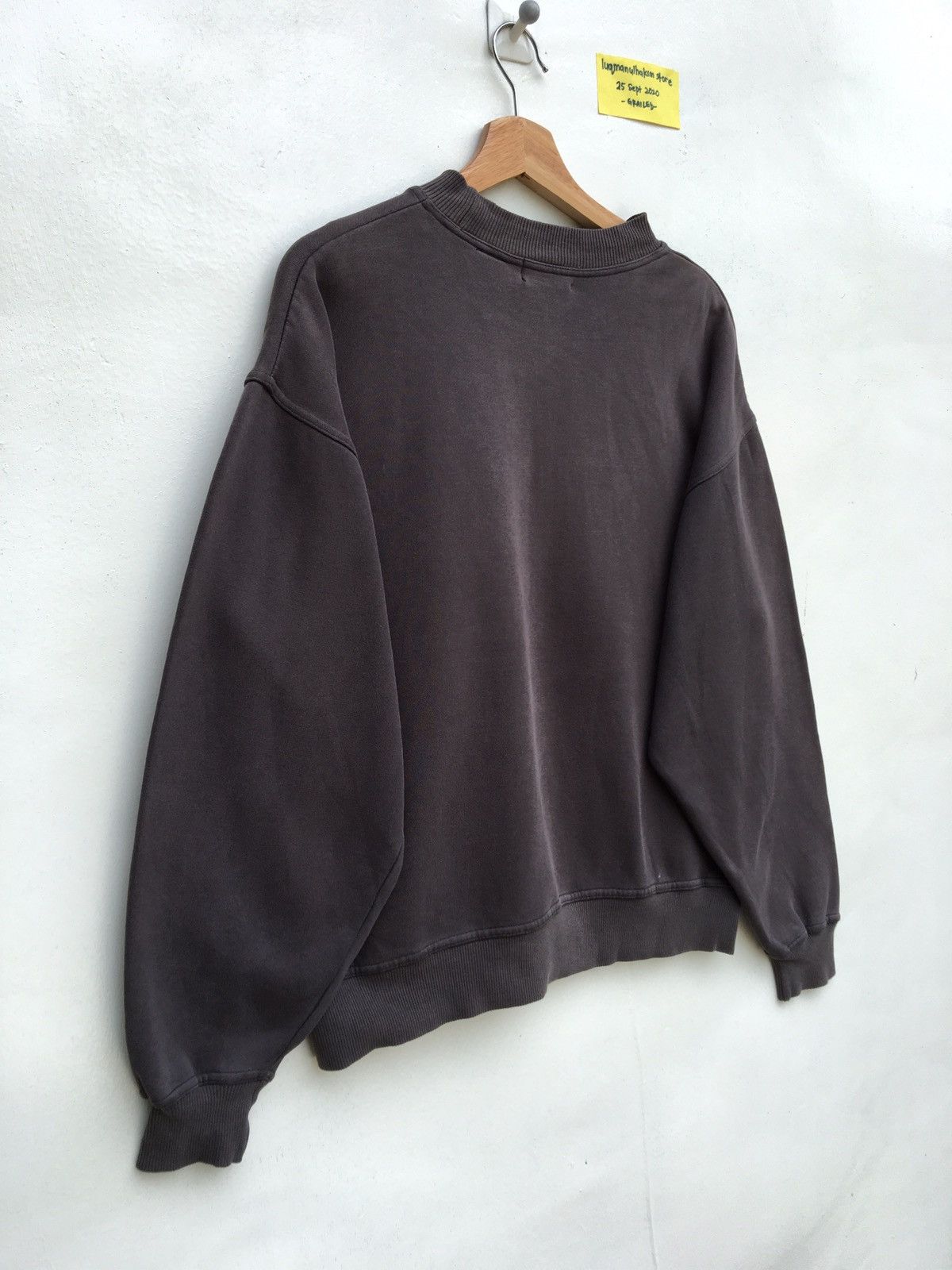 Fila Vtg Fila Embroidered Big Logo Spellout Crewneck Sweatshirt Size US L / EU 52-54 / 3 - 10 Thumbnail