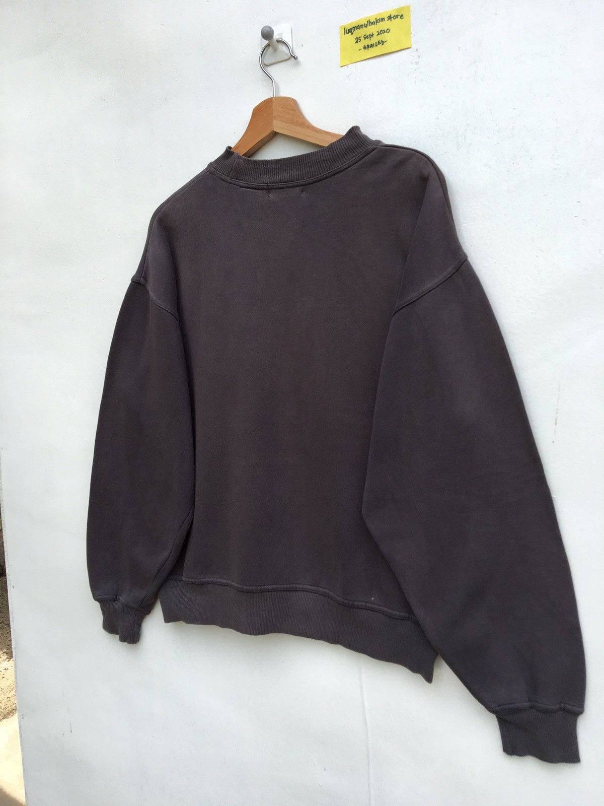 Fila Vtg Fila Embroidered Big Logo Spellout Crewneck Sweatshirt Size US L / EU 52-54 / 3 - 11 Thumbnail