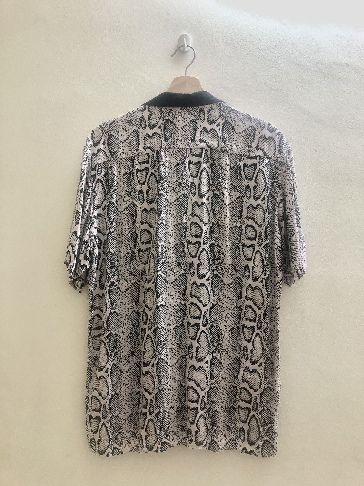 Supreme SS12 Snakeskin Button Up Rayon Shirt | Grailed