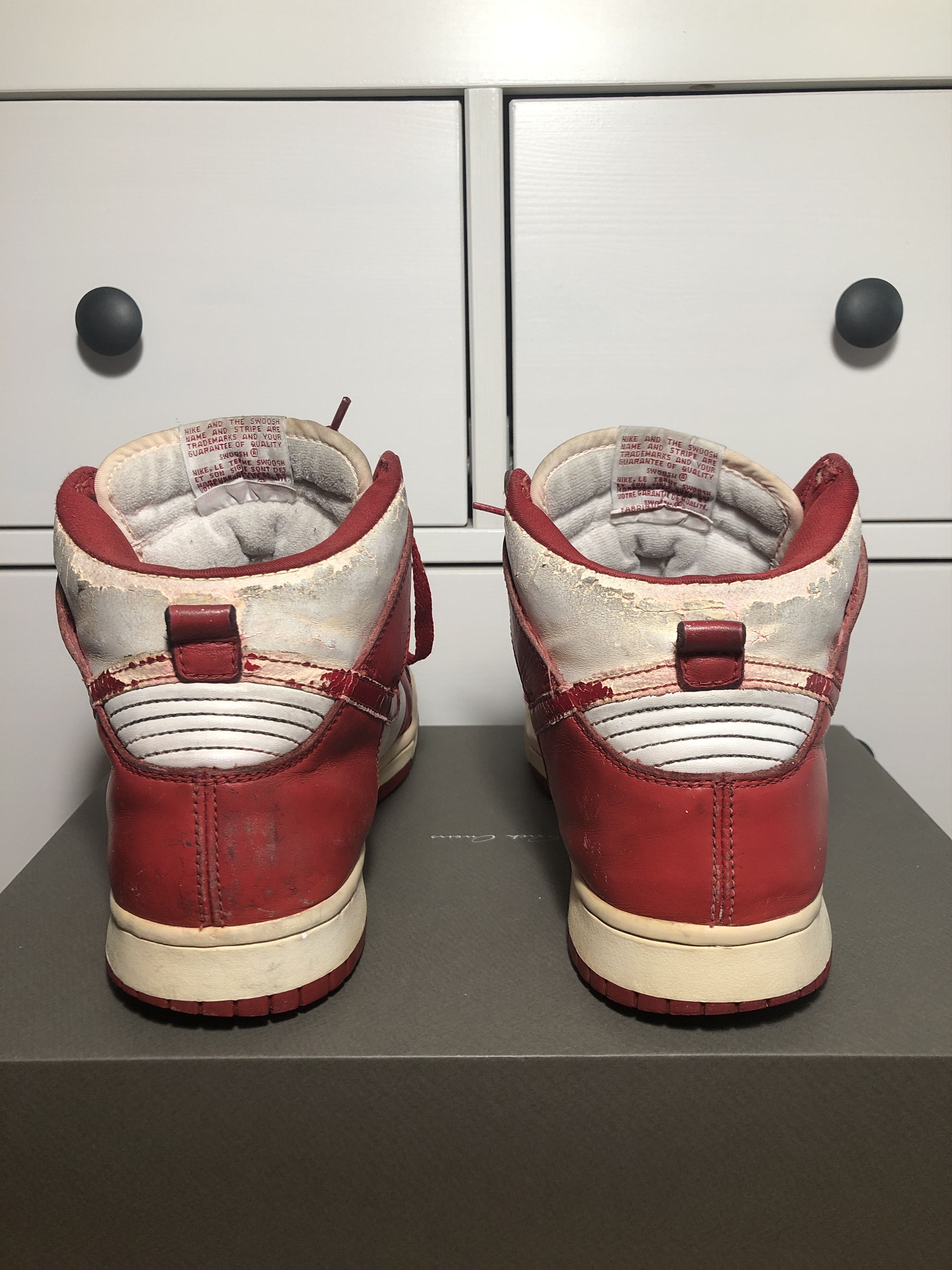 Nike Original 1999 Varsity Red Dunk High Sneakers / St.John's Size US 8.5 / EU 41-42 - 3 Thumbnail