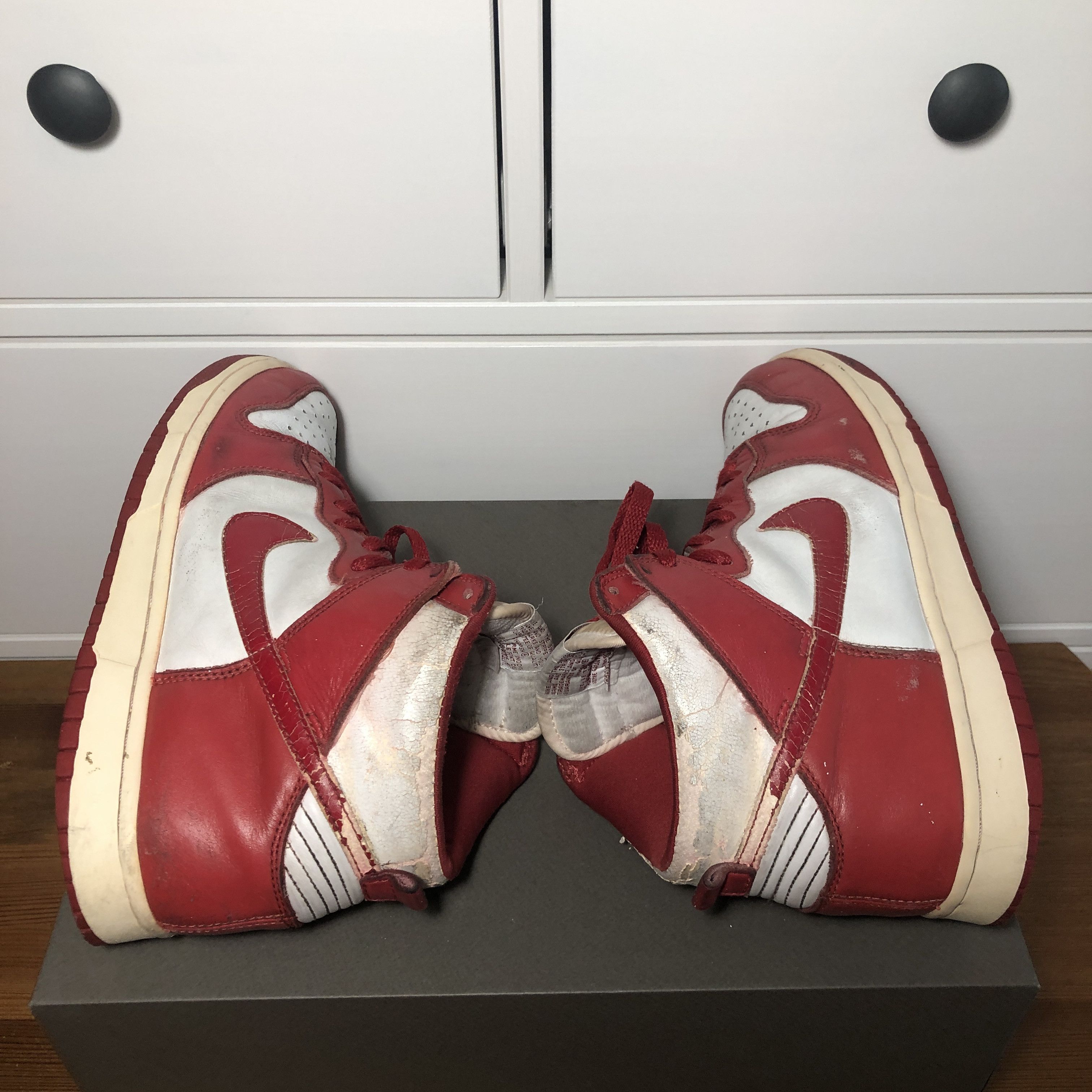 Nike Original 1999 Varsity Red Dunk High Sneakers / St.John's Size US 8.5 / EU 41-42 - 4 Thumbnail