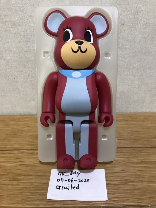 Medicom Bearbrick Dreaming BEARBRICK 400 dog Modern pets