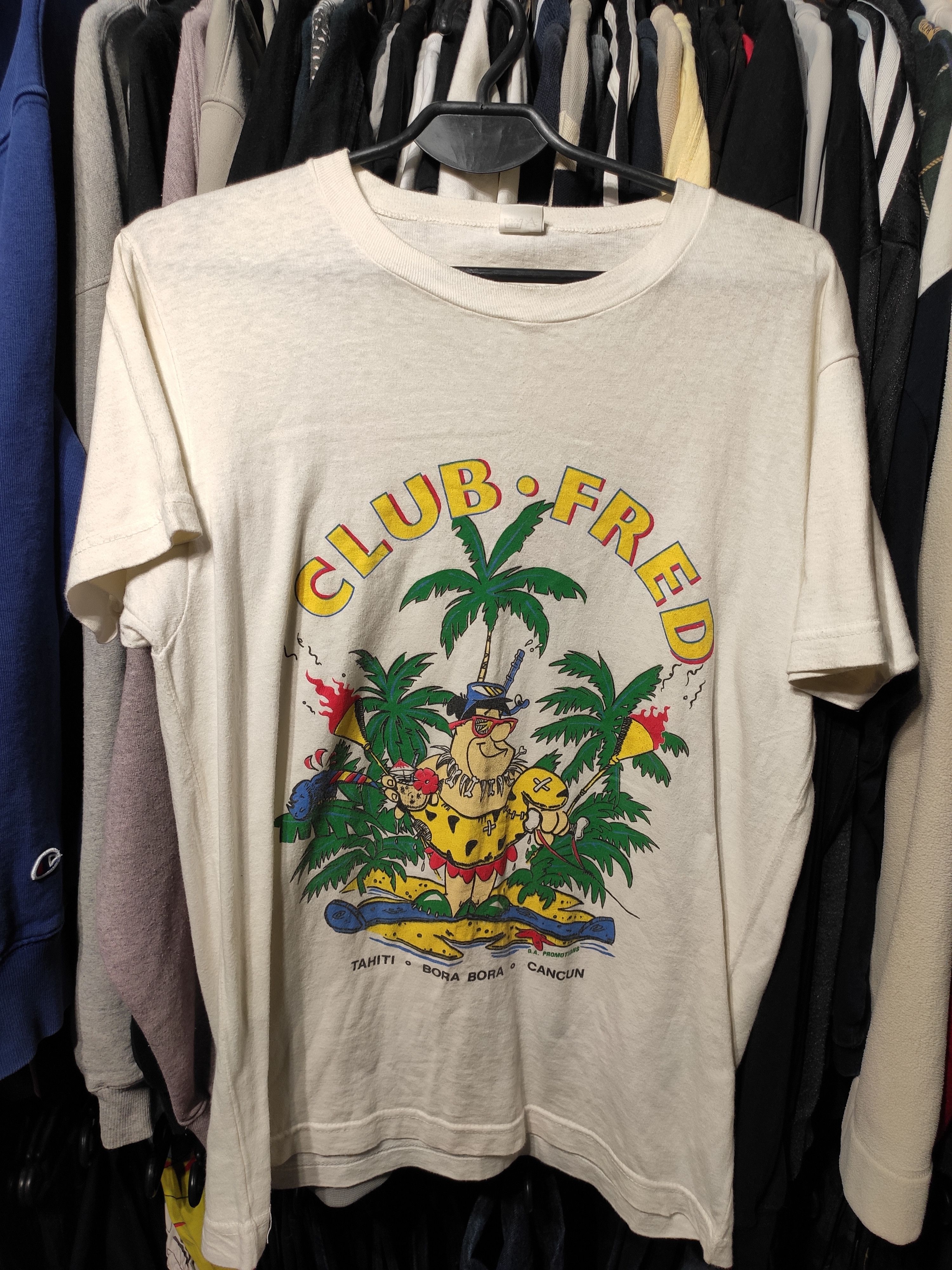 Vintage Club Fred vintage t-shirt Flintstones | Grailed
