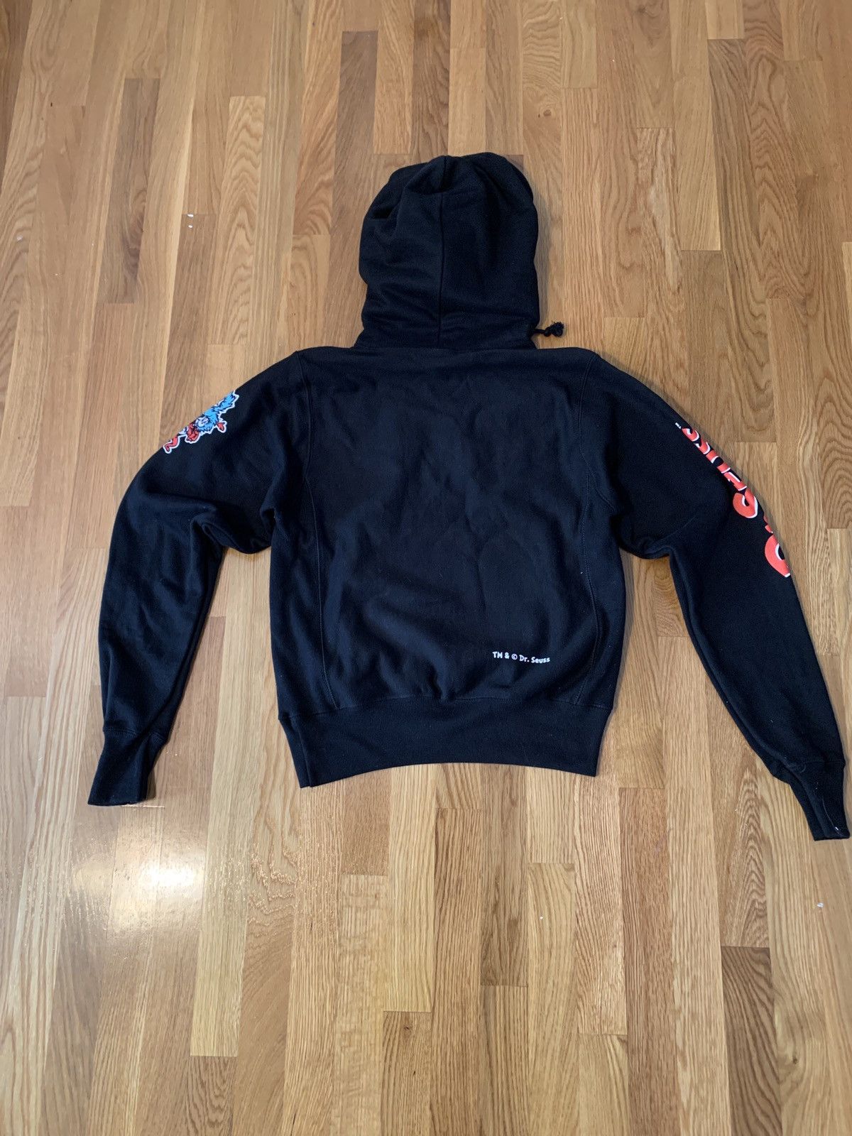 Champion DS/New Champion x Dr. Seuss Black Hoodie - Size: XS Size US XS / EU 42 / 0 - 7 Thumbnail