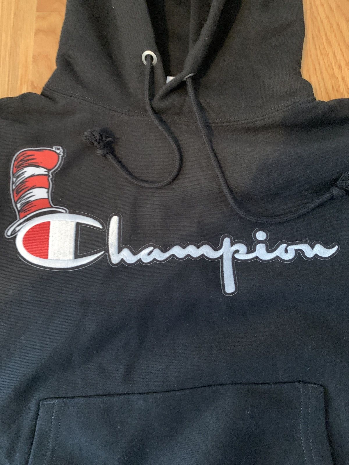 Champion DS/New Champion x Dr. Seuss Black Hoodie - Size: XS Size US XS / EU 42 / 0 - 2 Thumbnail