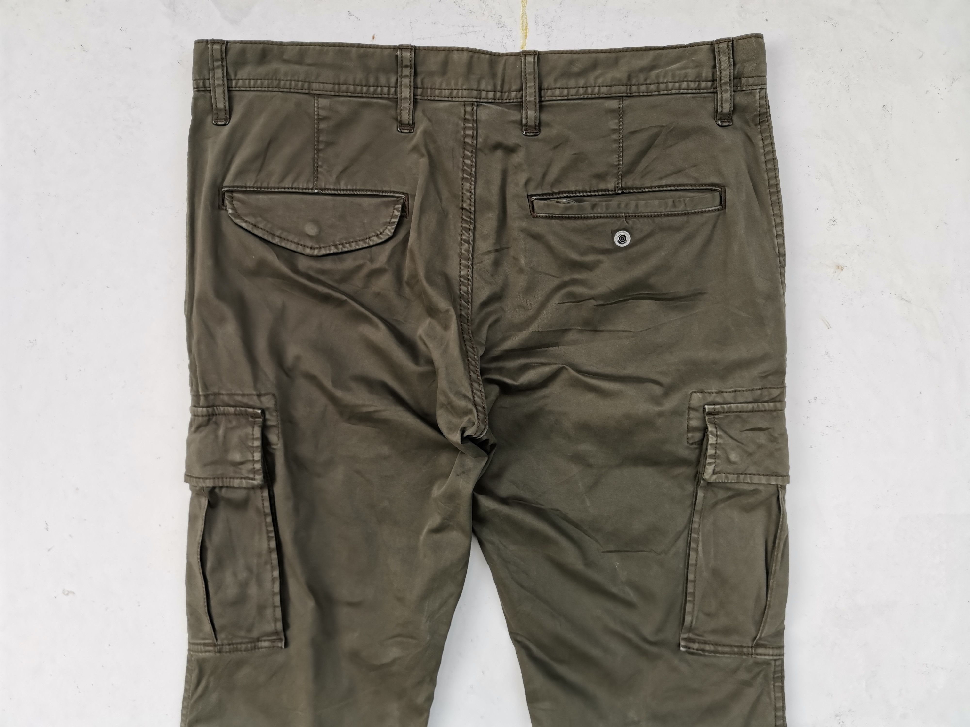 Japanese Brand Rare!!! Uniqlo Tactical Cargo Multipocket Pants Size US 34 / EU 50 - 5 Thumbnail